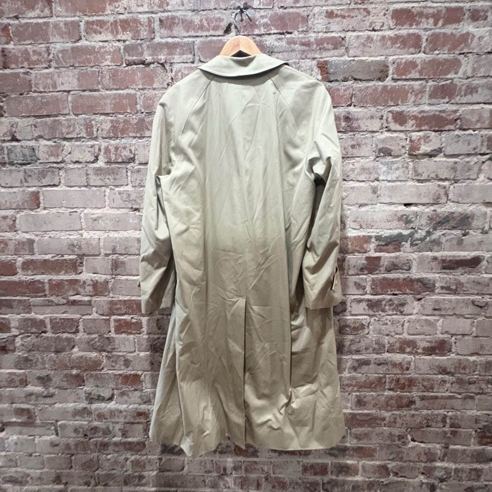 Burberry Vintage Trench Coat – Size 40 Regular – Zip-In Nova Check Liner - Picture 12 of 16